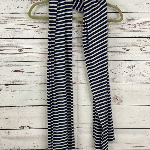 Aeropostale Striped Scarf - Picture 1 of 2